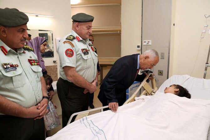 Head of Jordan’s royal court visits evacuated Gazan girl in hospital