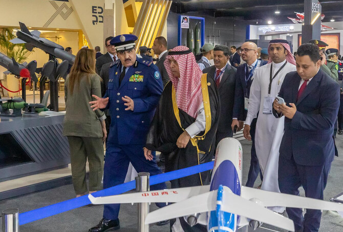 Saudi aviation leaders explore tech innovations at Egypt airshow