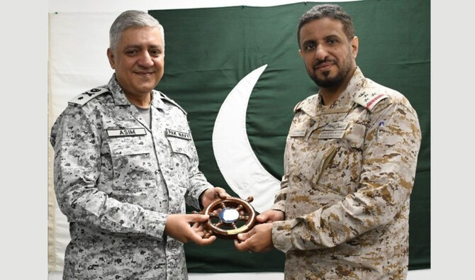 Saudi naval delegation discusses maritime security with Pakistani task force commander in Bahrain