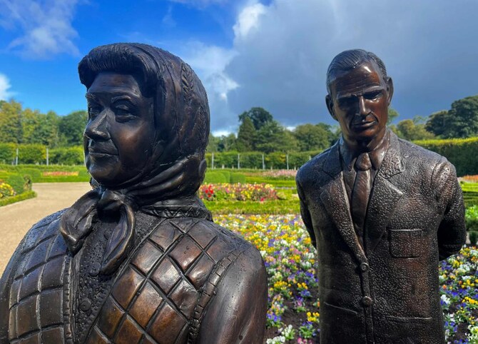 New Queen Elizabeth II statue panned in Northern Ireland