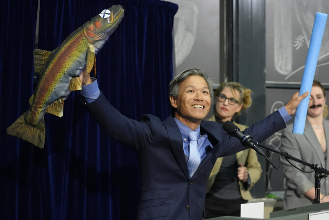 Studies on pigeon-guided missiles, swimming abilities of dead fish among Ig Nobels winners