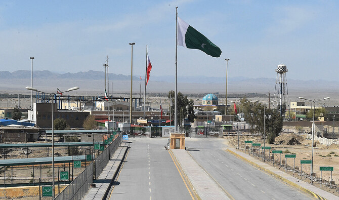 Gunmen kill three border guards in attack in southeastern Iran near Pakistan frontier