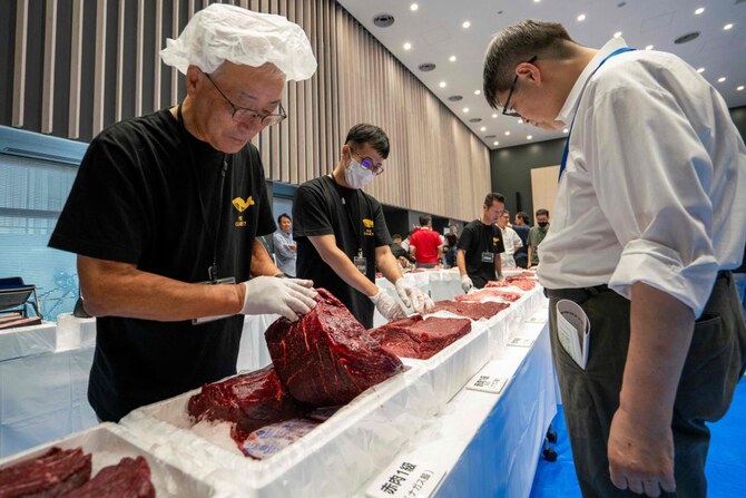 Hearts, tails and blubber at Japan fin whale tasting