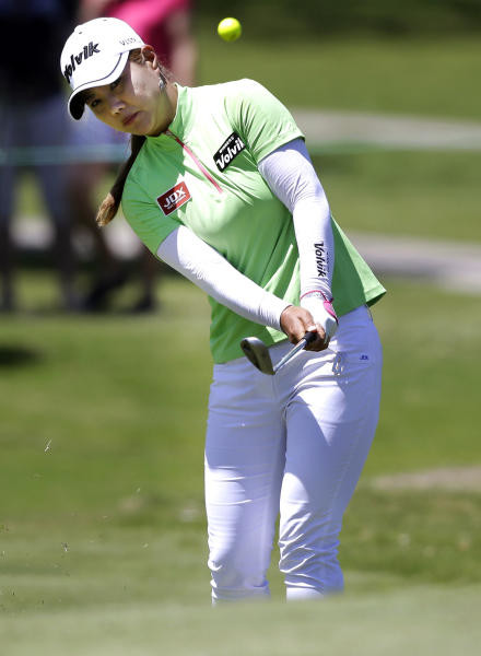 Lee, Lewis co-leaders going into LPGA Shootout final round