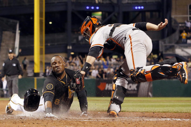 Marte homers in 9th as Pirates walk off Giants