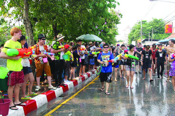 Songkran: Thai water fest goes global, Chiang Mai attracts loads of tourists