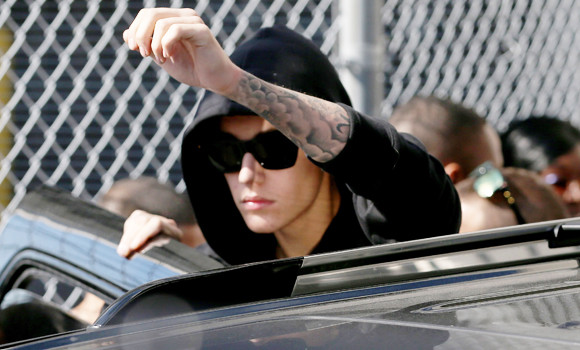 Justin Bieber Arrested For Drag-racing While Intoxicated | Arab News