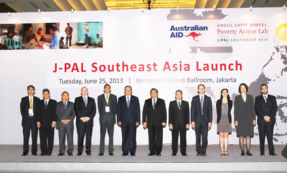 J Pal Move To Fight Poverty In Southeast Asia Arab News