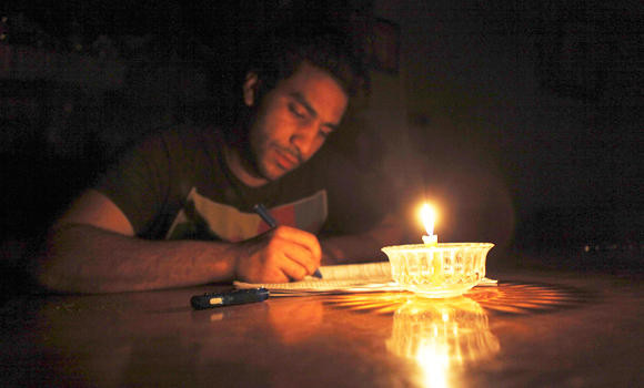 Power Outages Add To Egypt’s Woes | Arab News