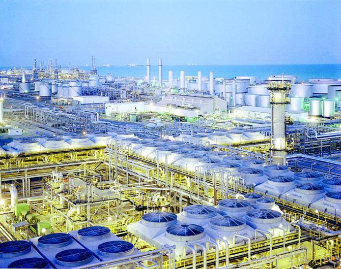 Global refining industry shifts to Middle East