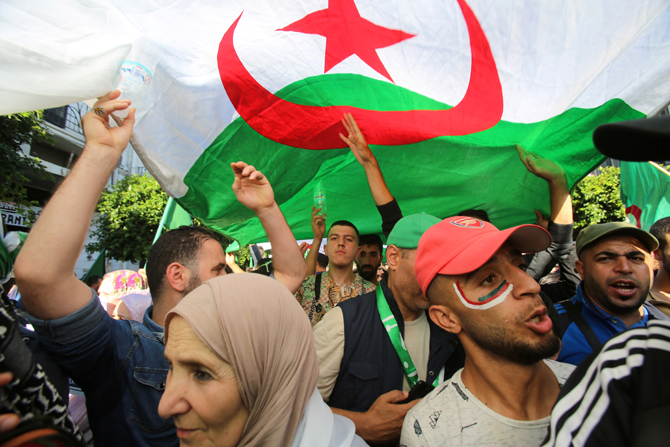 Algerians in ‘new independence’ call on revolution anniversary | Arab News